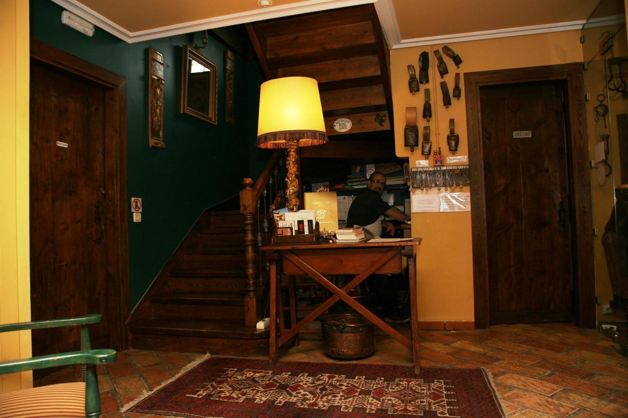 Hotel Almud Sallent de Gállego Esterno foto