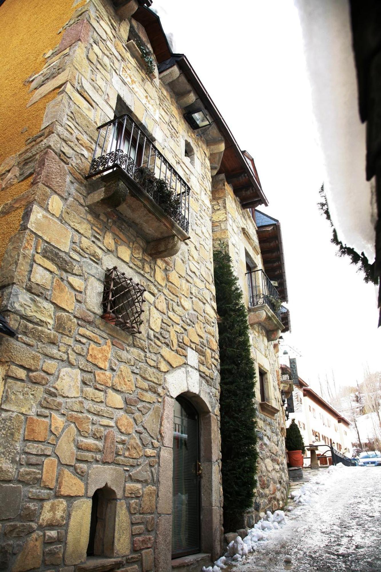 Hotel Almud Sallent de Gállego Esterno foto